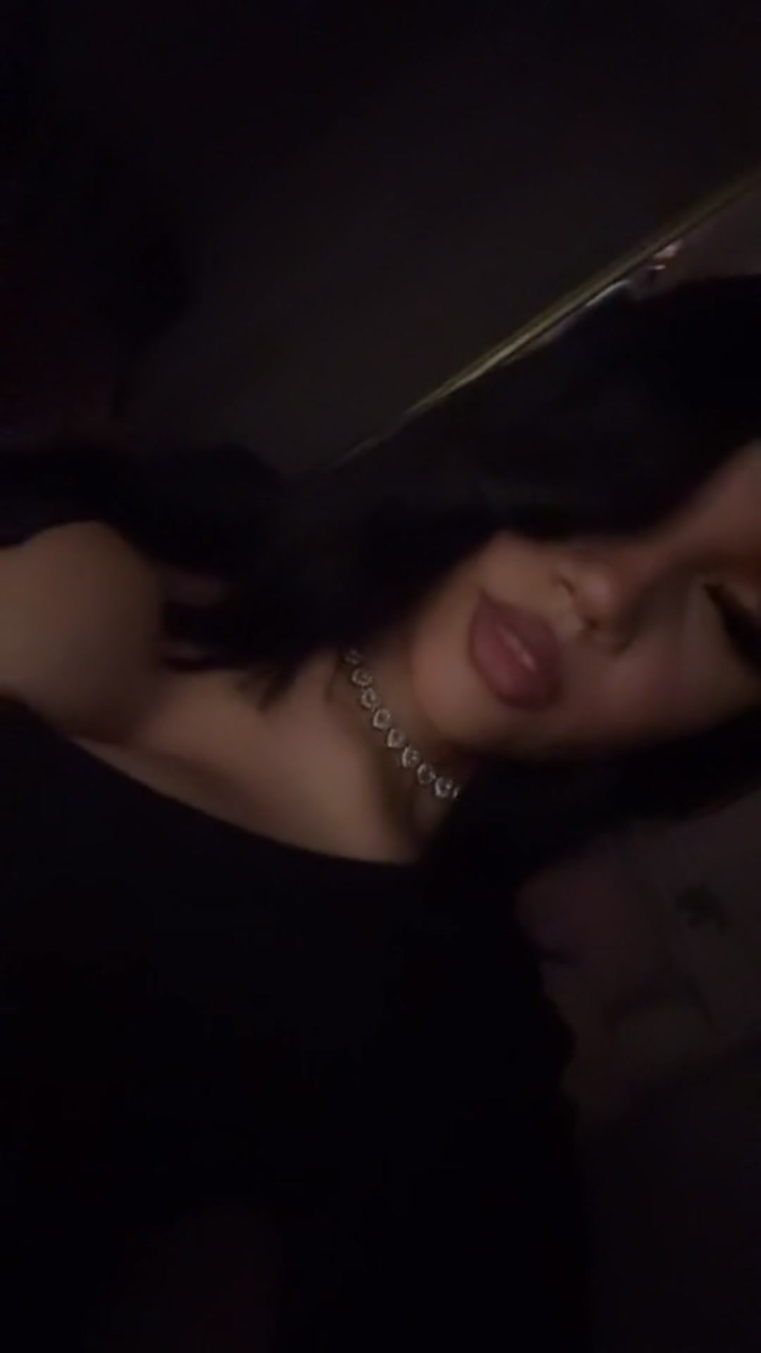@𝑀𝒶𝓇𝑒𝓁𝓎𝓃𝓍𝑜𝓍𝑜