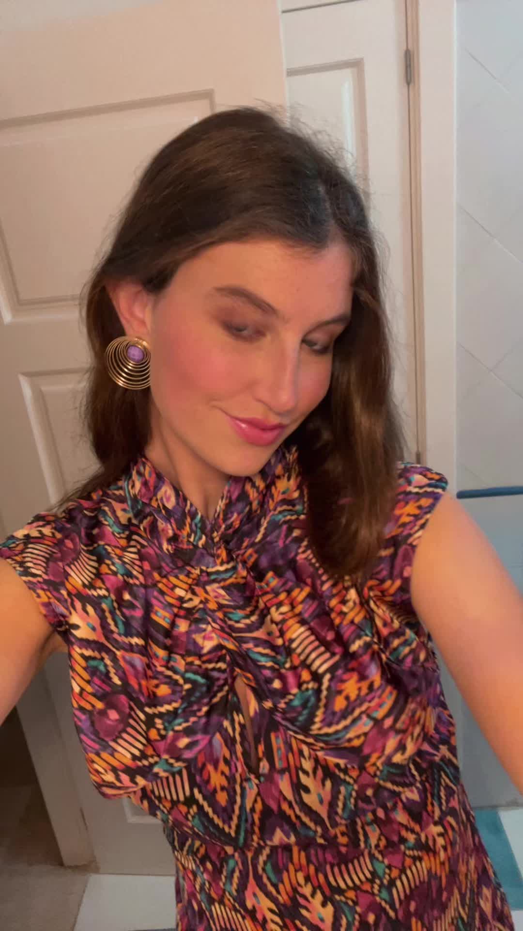 @reyesacosta23