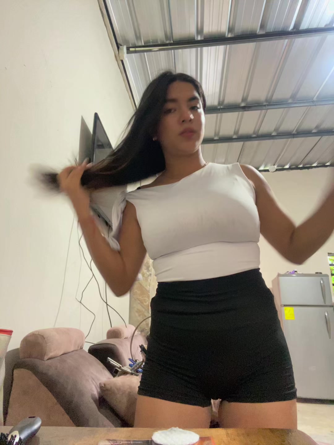 @Iamtamara