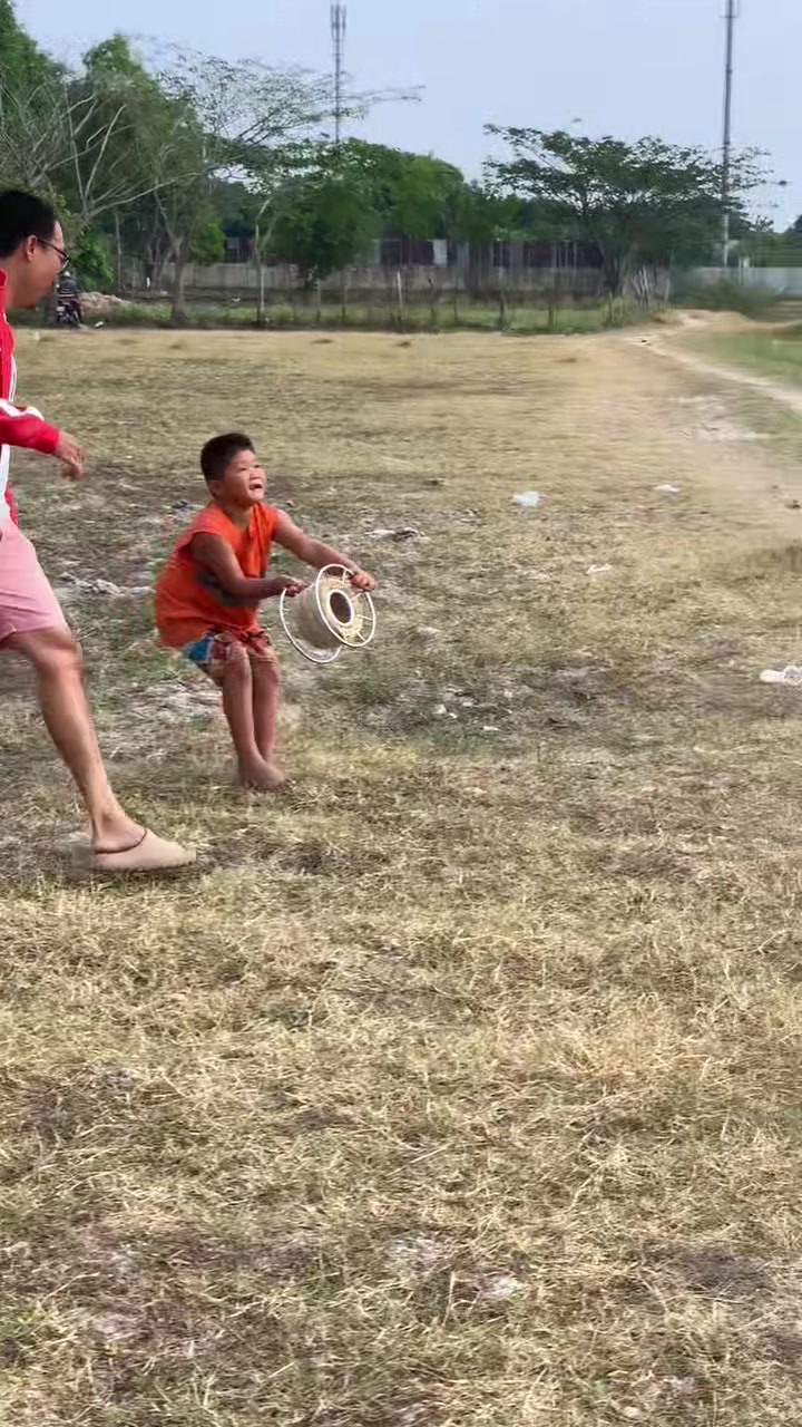 @Thả diều cùng Lợi