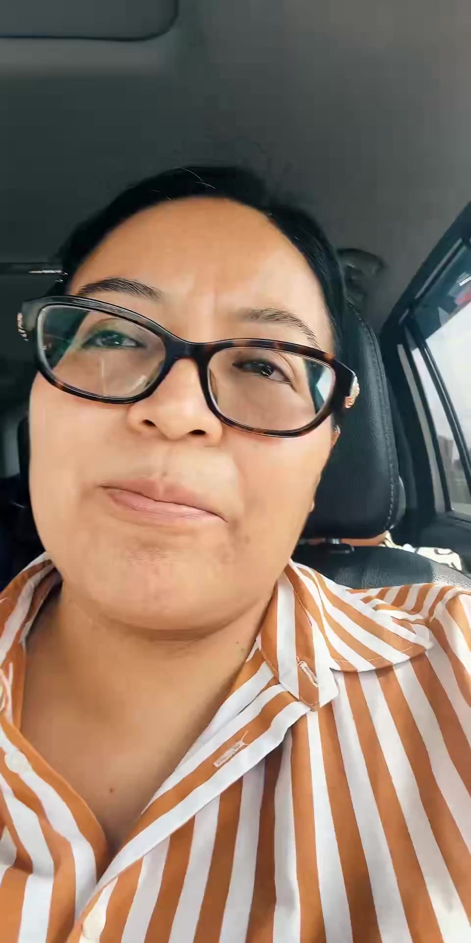 @Betty Camas 🇪🇨🧡🇺🇸