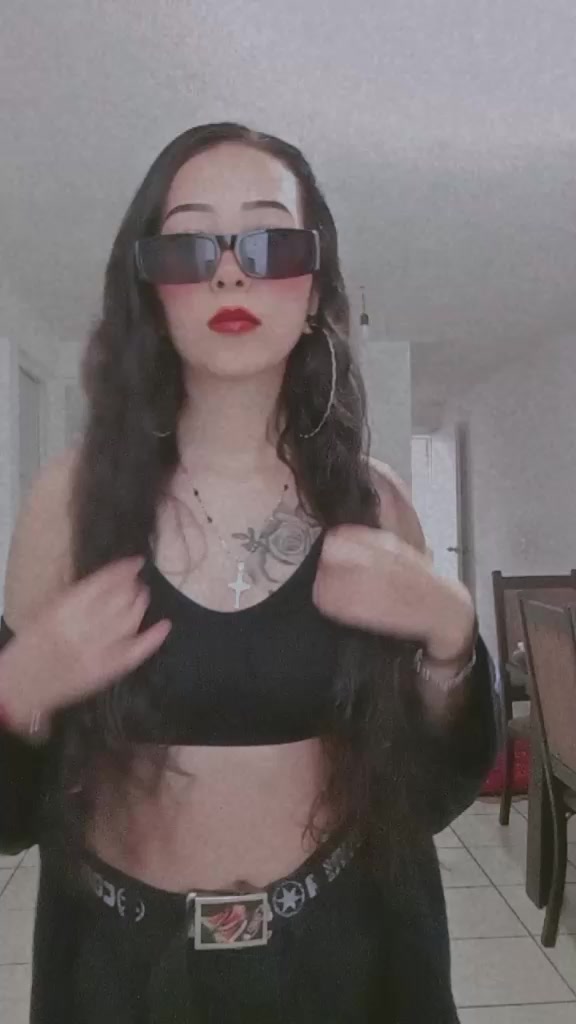 @Diana perez๐
