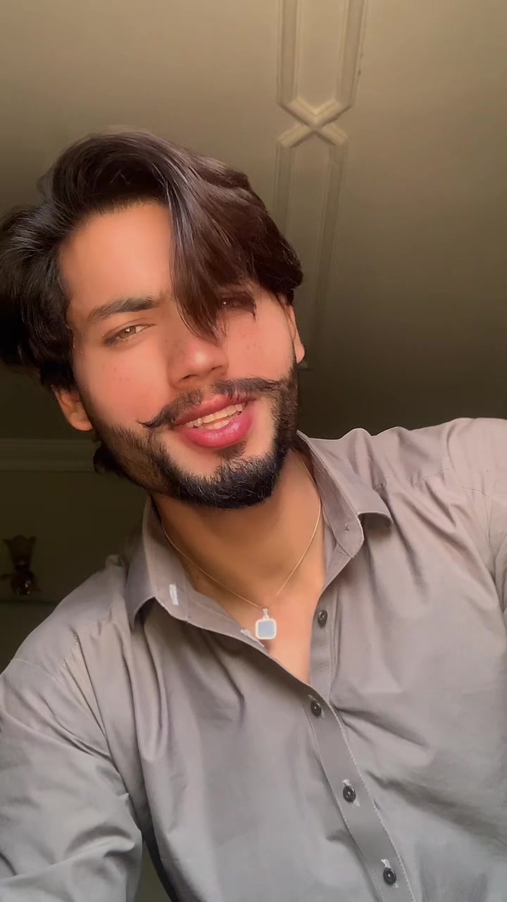 @🥀ITS-ME- FANA🥀🚬
