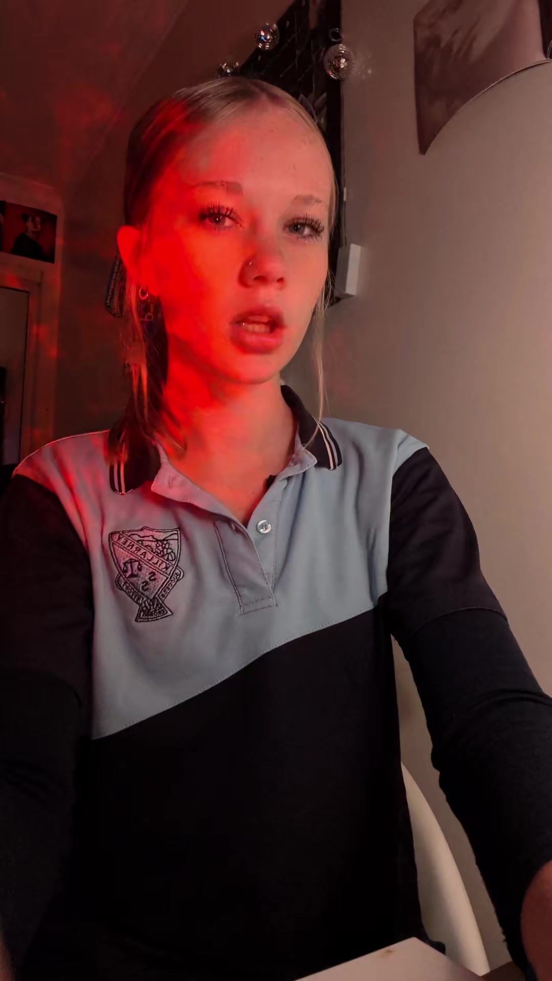 @ellaa🕸️