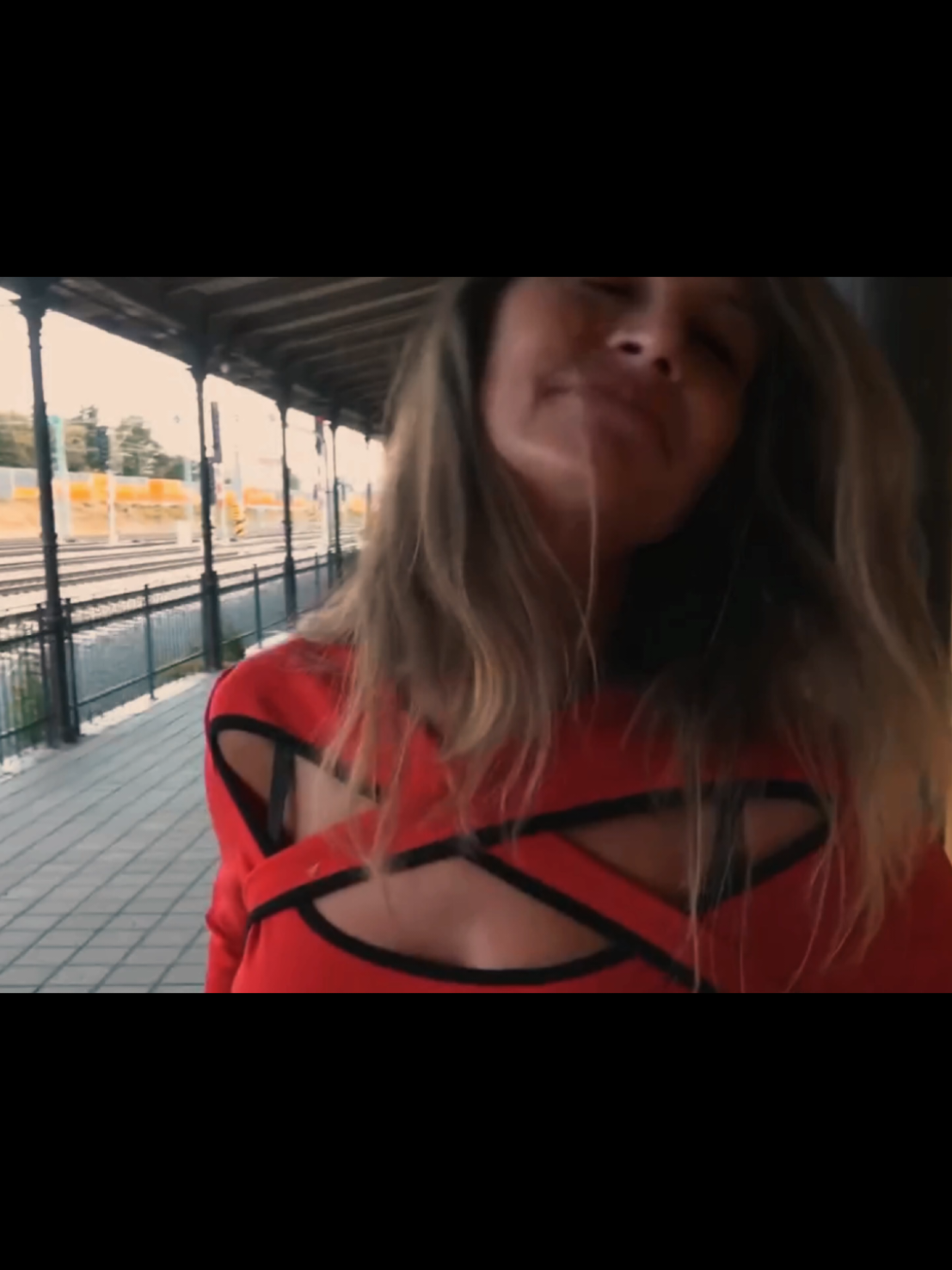 @Коала смотрит