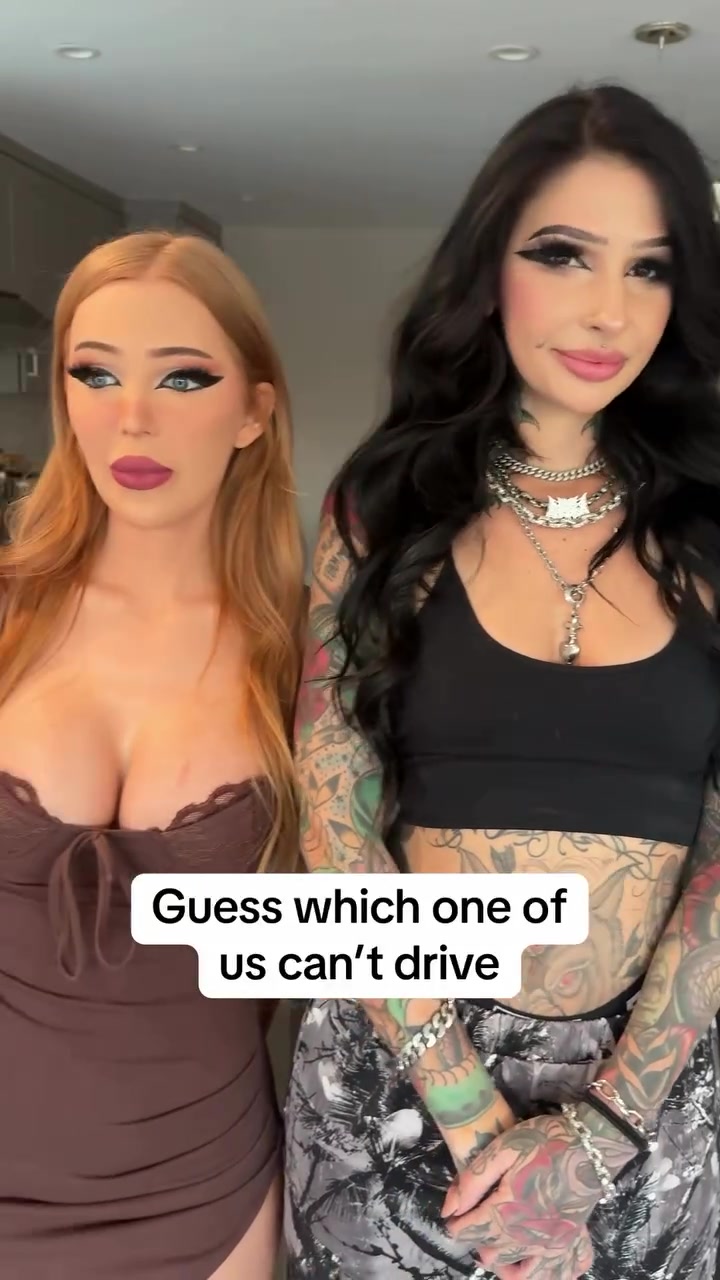 @☠️Angela Mazzanti☠️
