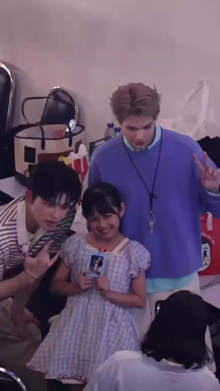 @๐ฎ๐๐ฒ๐ญ๐ญ๐ฎ๐ท ๐๐พ๐ป๐ช โจ