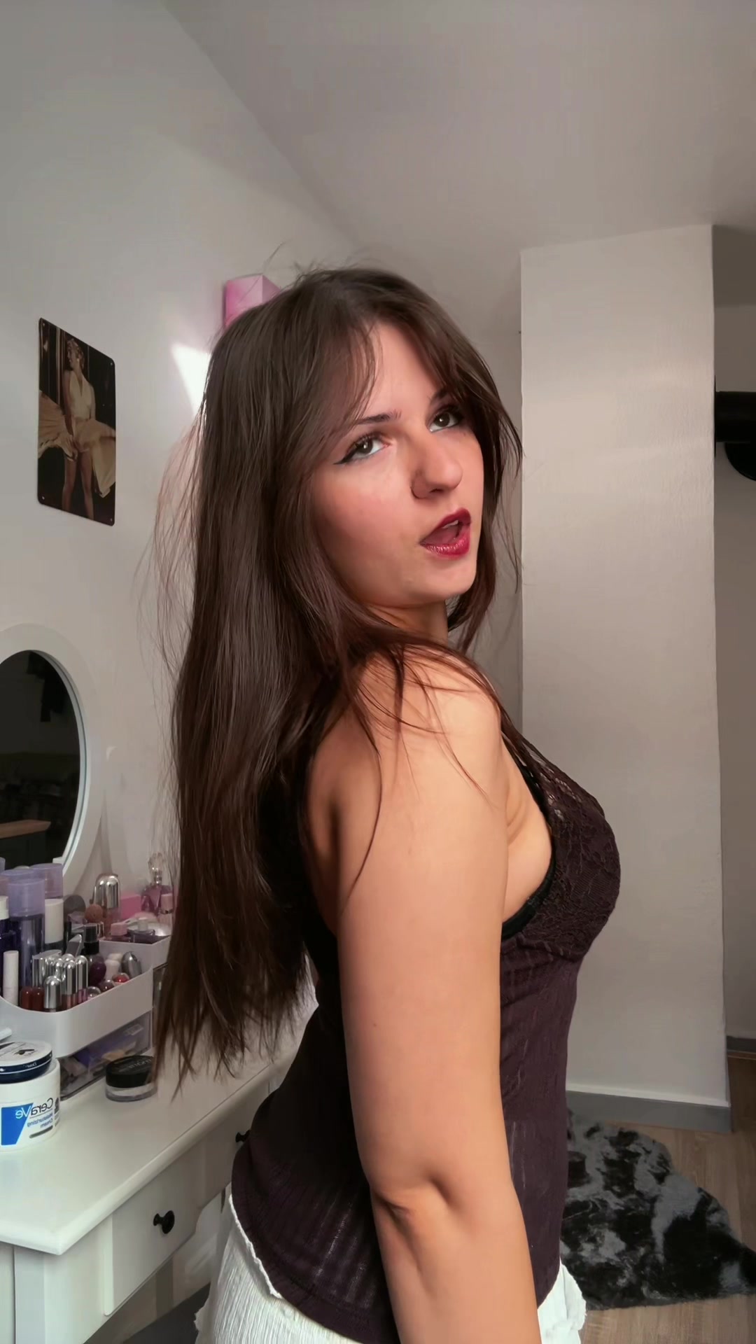 @Sabrina