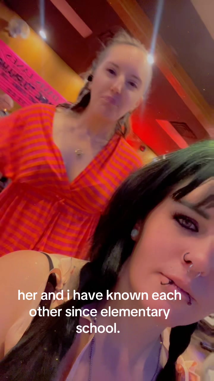 @FoxyCinnamon