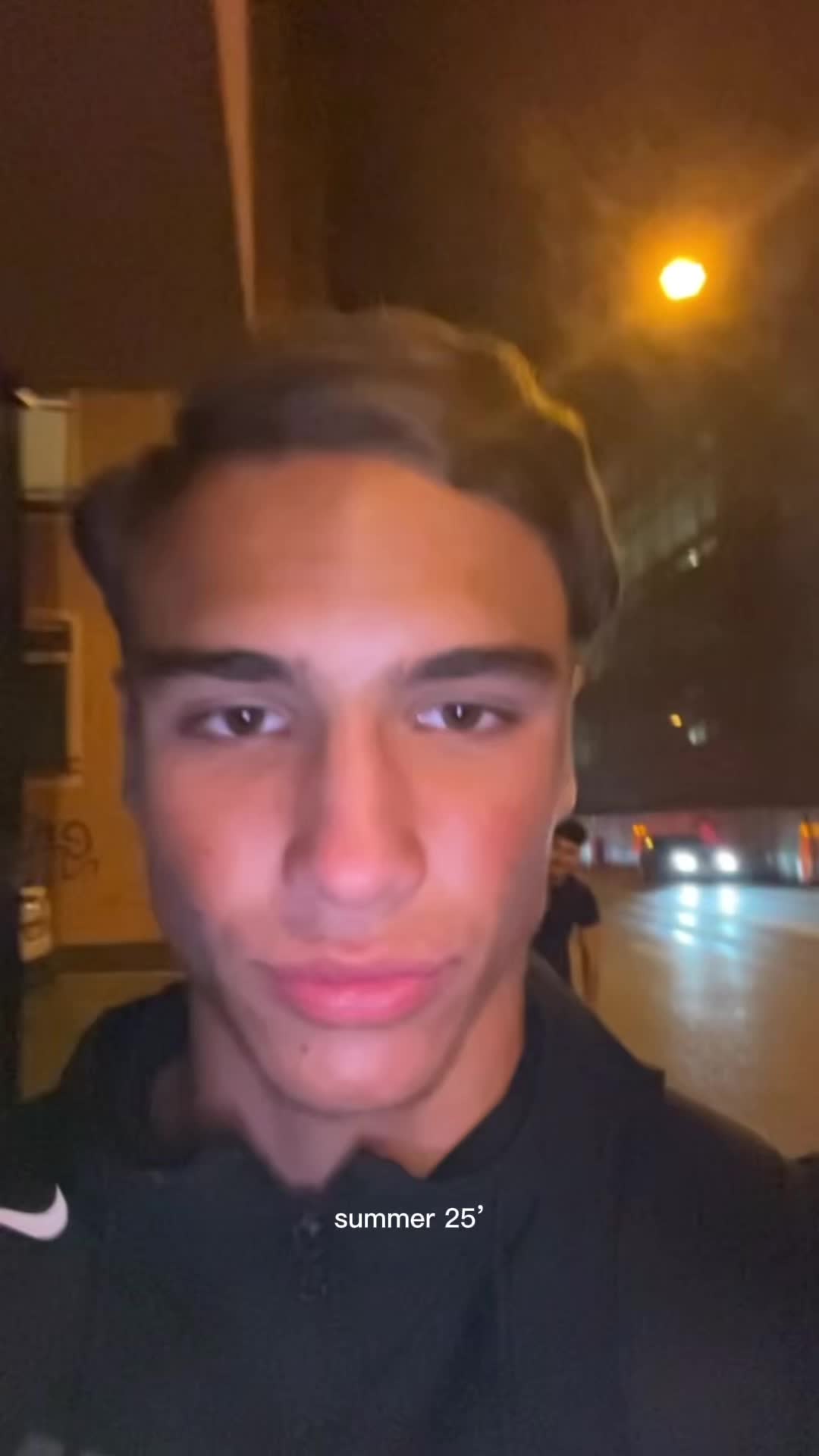 @Awkei