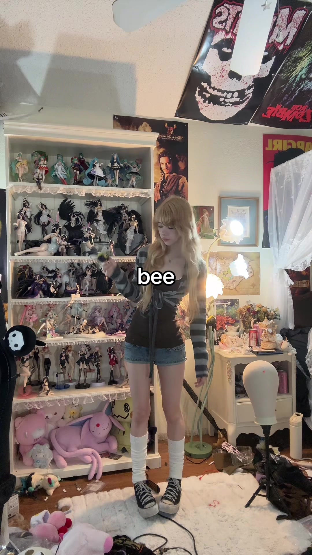 @ash🐝
