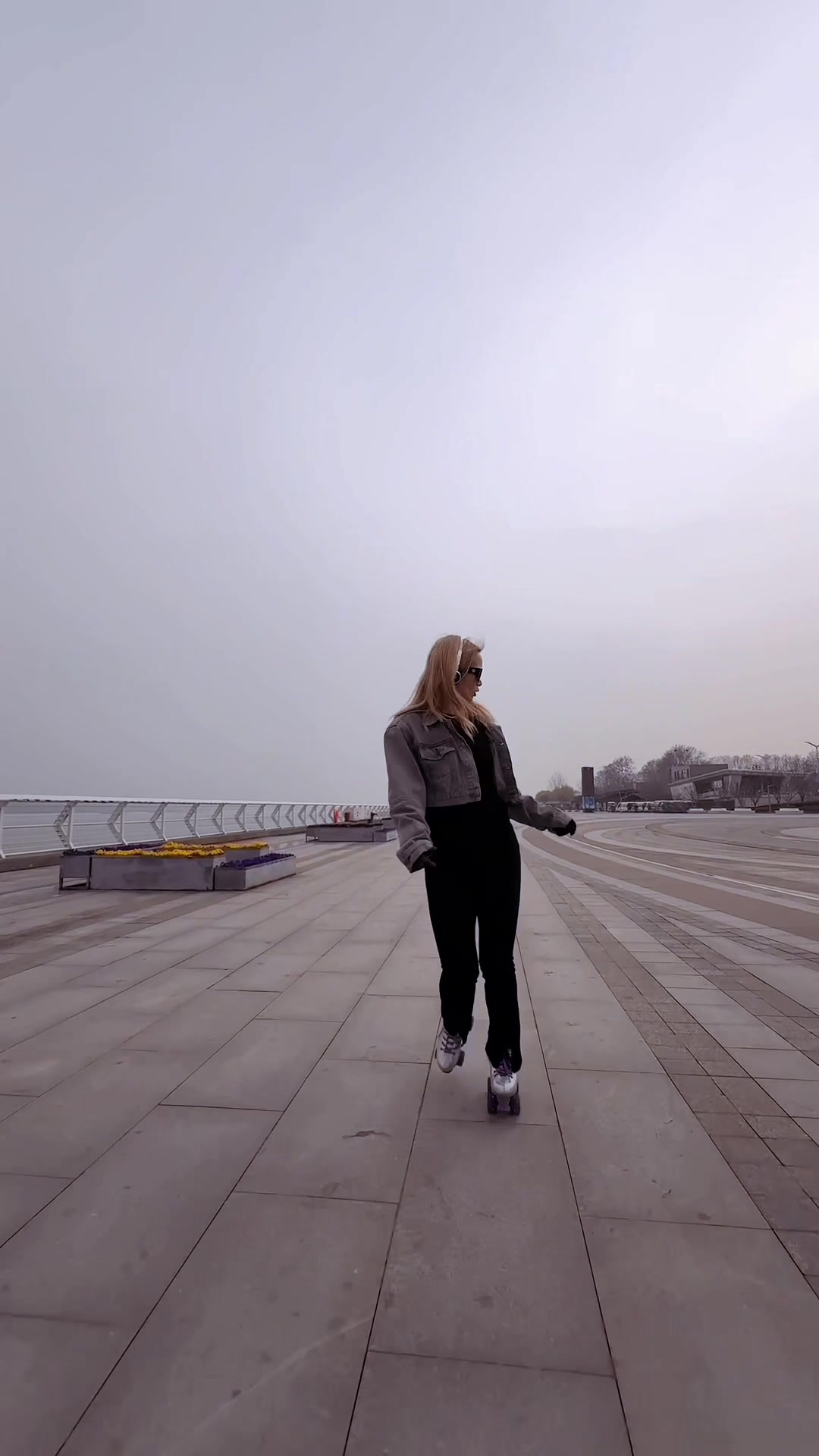 @JajaHoho Rollerskates