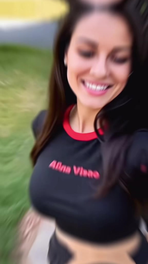 @Alina Visao