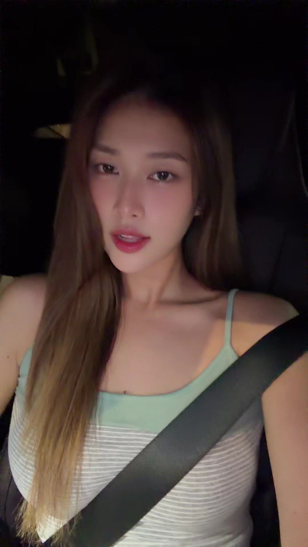 @Đo&agrave;n Thi&ecirc;n &Acirc;n