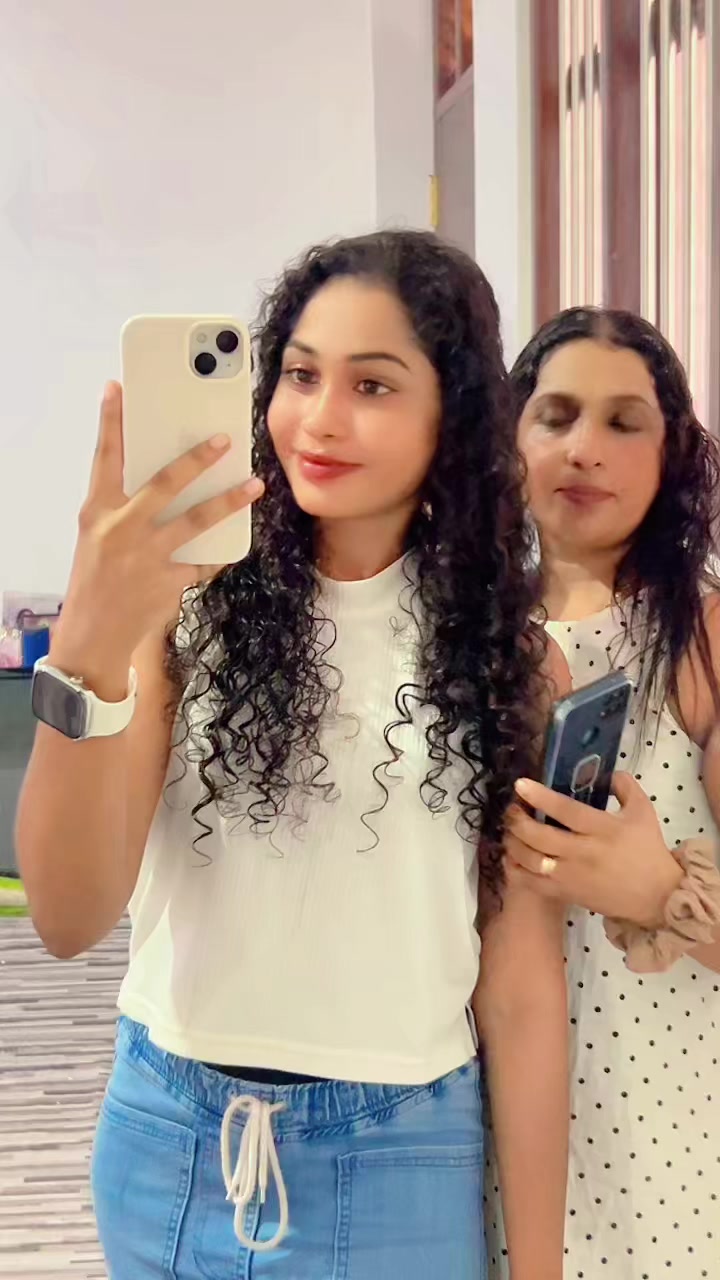 @Curly Girl 🎀🧸🥹