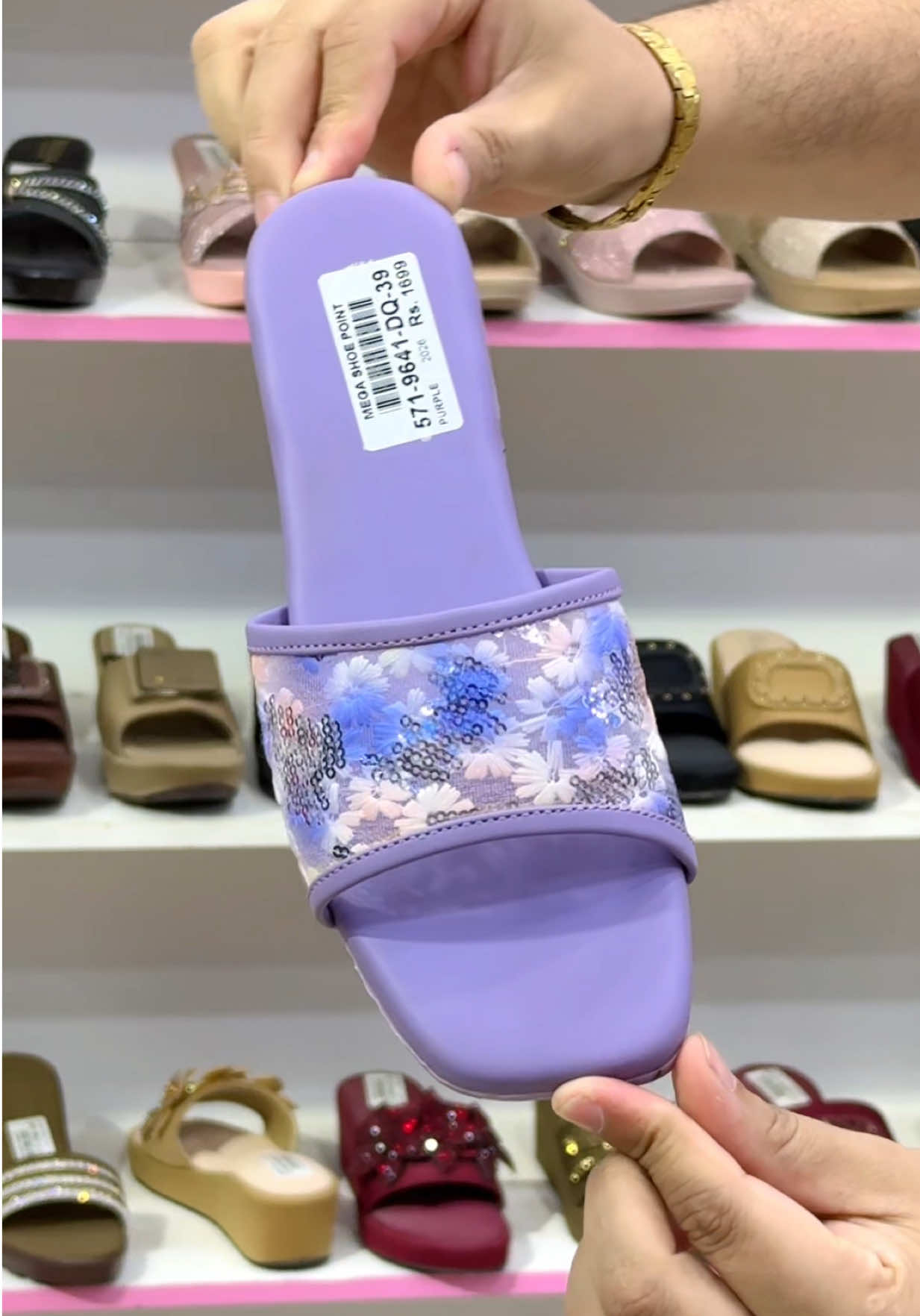 @Mega Shoes point Chakwal