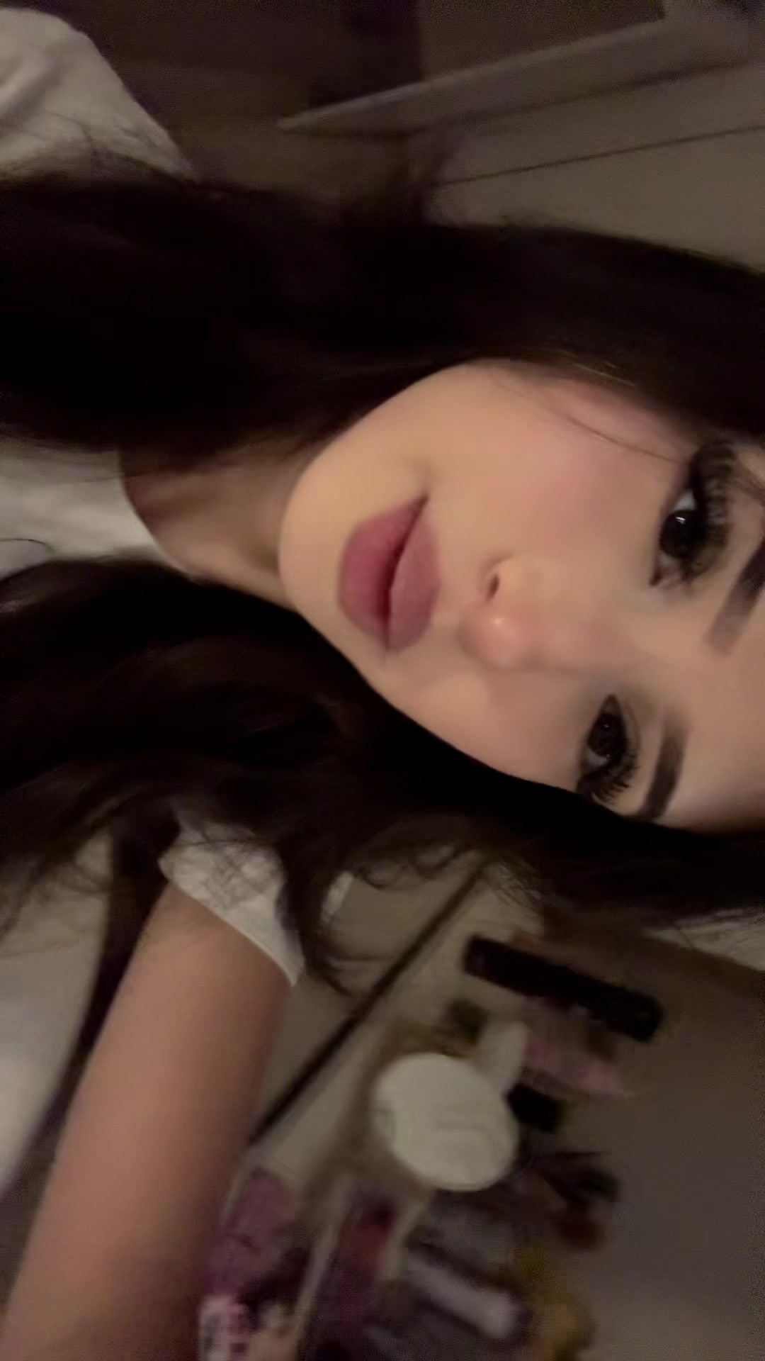 @๐๐ฌ๐ป๐ฒ๐ท๐น๐ท