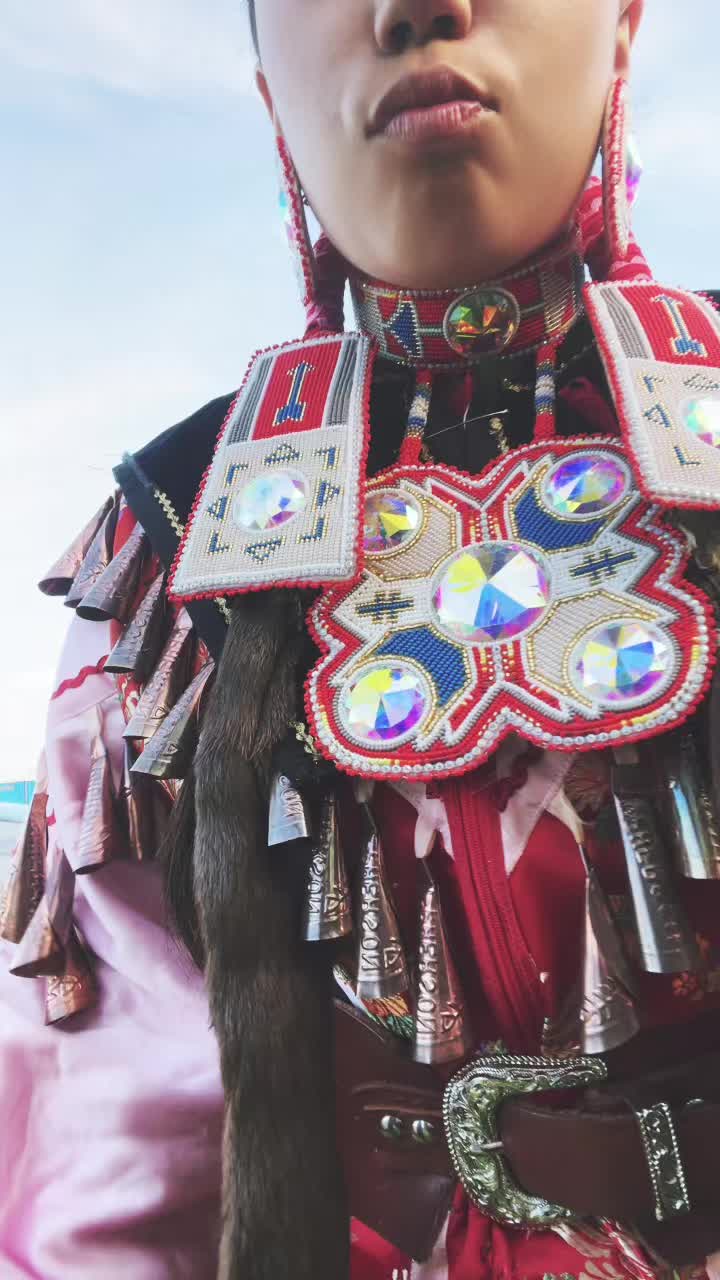 @ᐃᓯᓂᐩ ᐃᐢᑫᐧᐤ