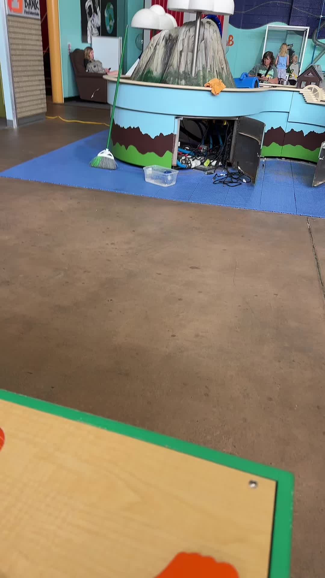 @Kay&rsquo;s play days 🧸🧪🖍️🛝🤸🧱