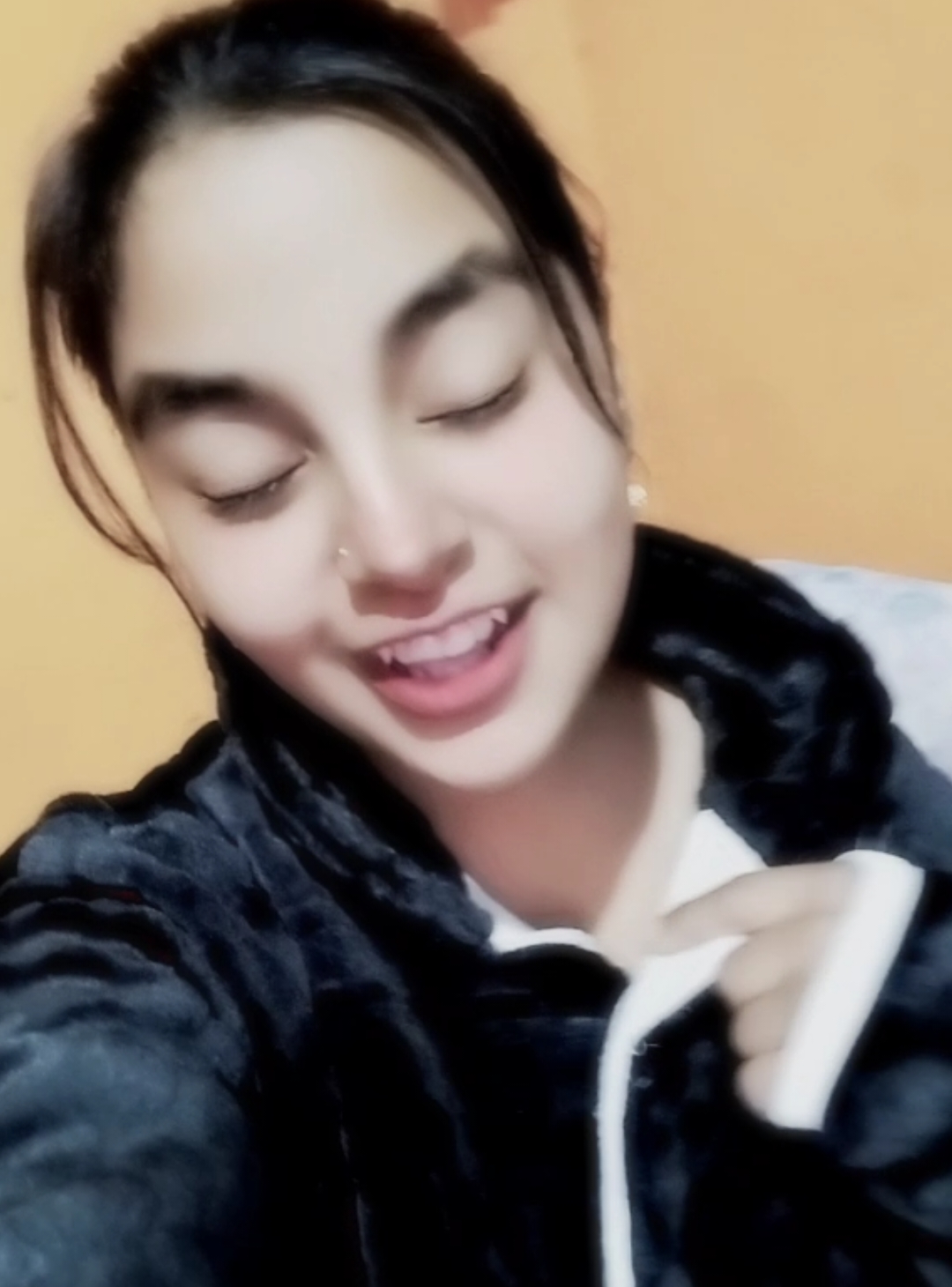 @Sani❤️🥰