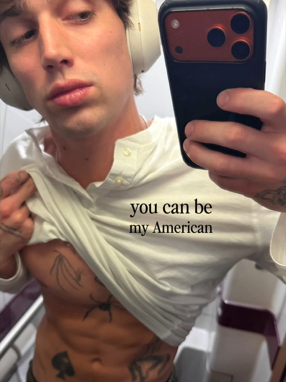 @𝚜𝚝𝚊𝚜𝚜𝚒𝚎