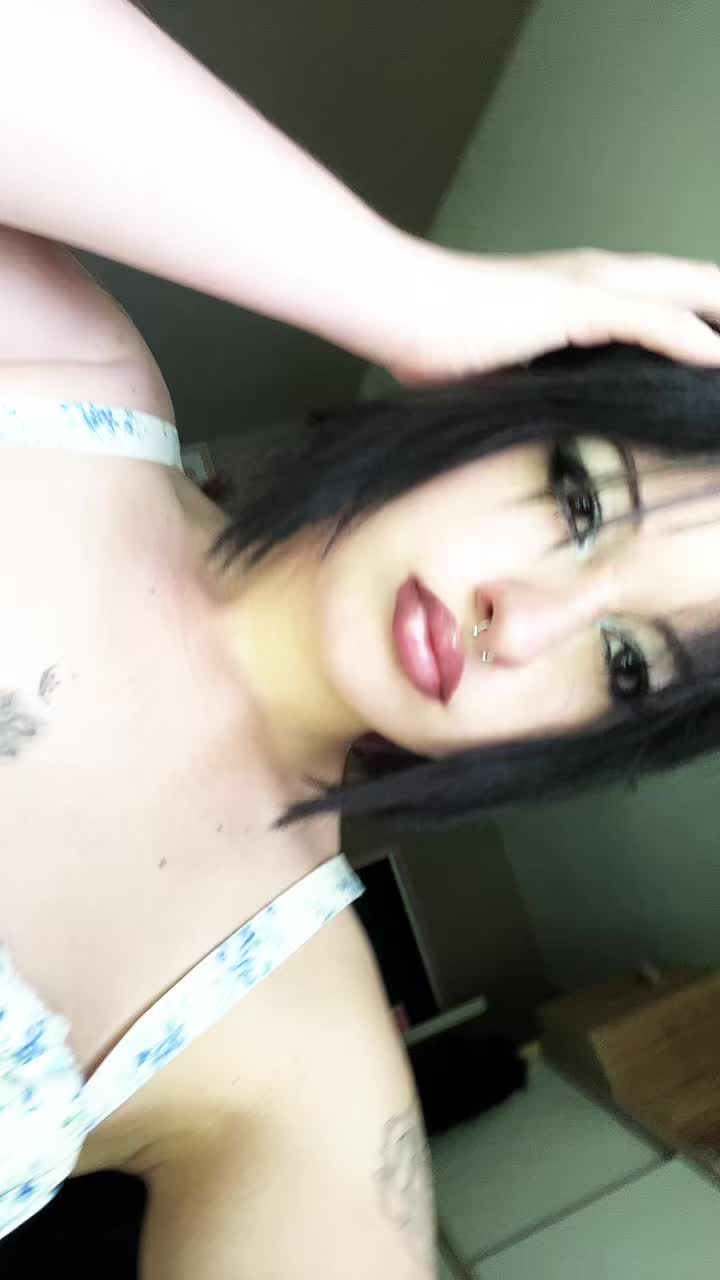 @NⱭNⱭ 🍓🫰🏻