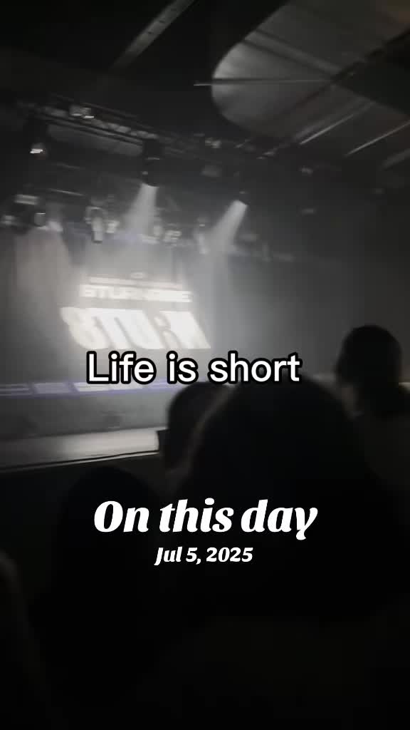 @Leni♡