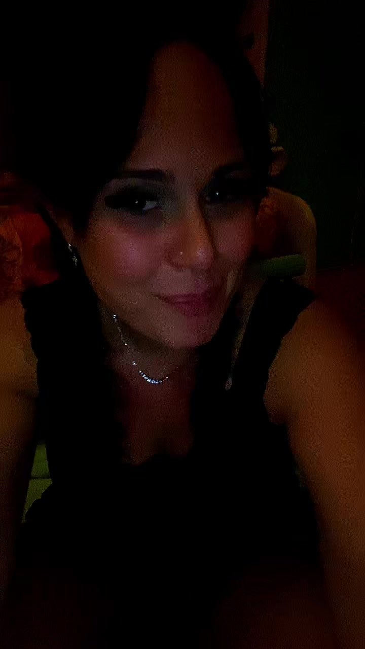 @Elisa~🖤