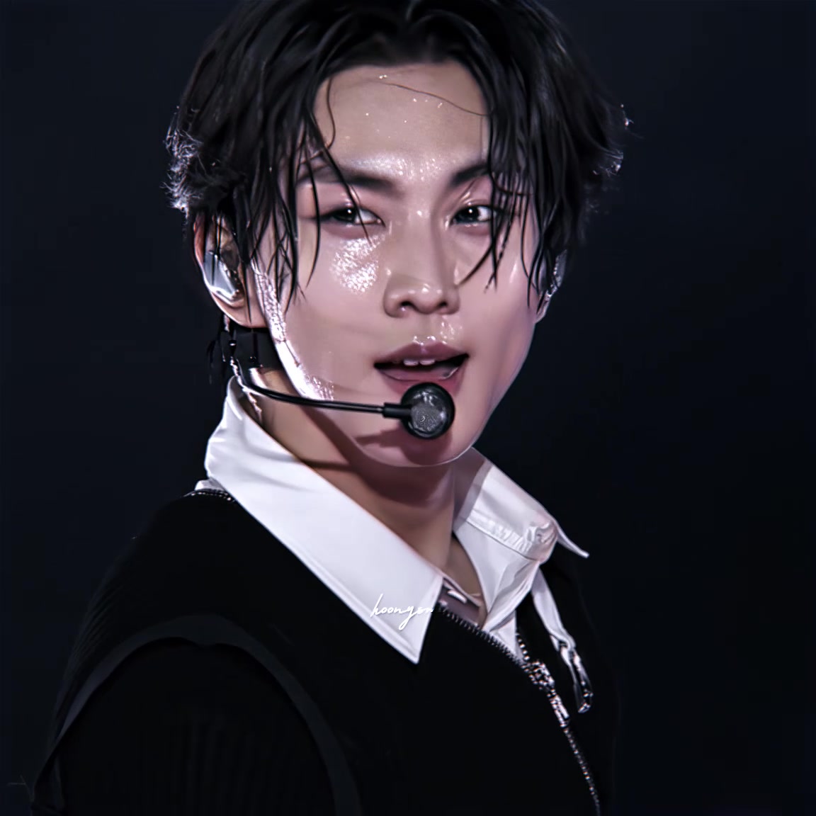 @๐๐๐๐๐ โพ