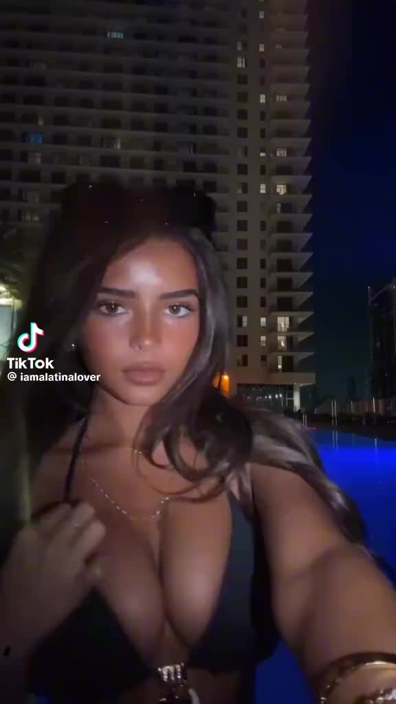 @GoonerTok