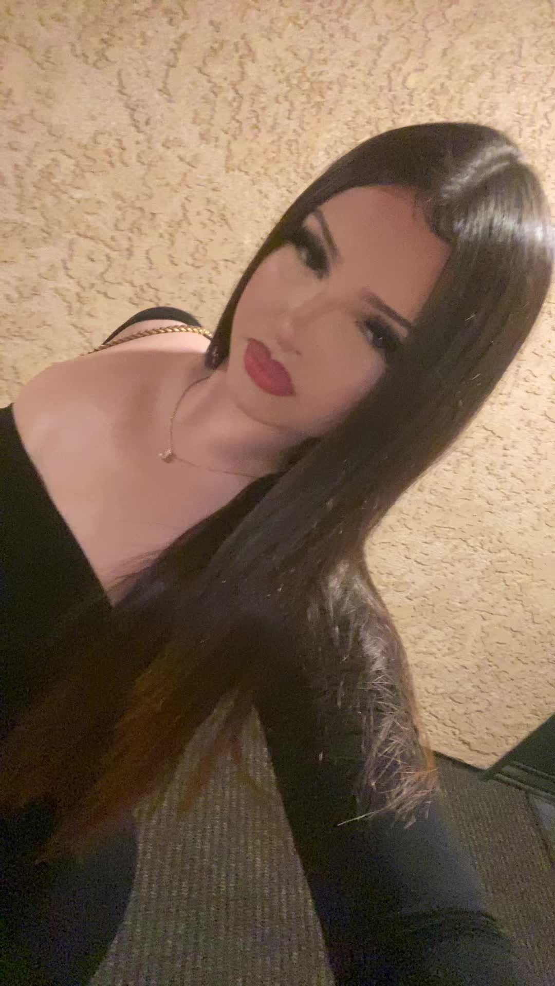 @_divinemamii