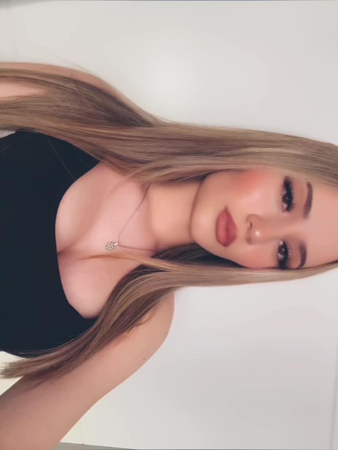 @ℳℴ𝓃𝒾𝓀𝒶