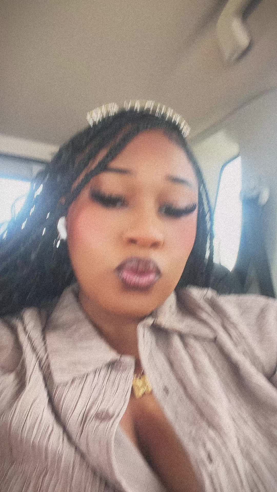 @maniaaliyahh4