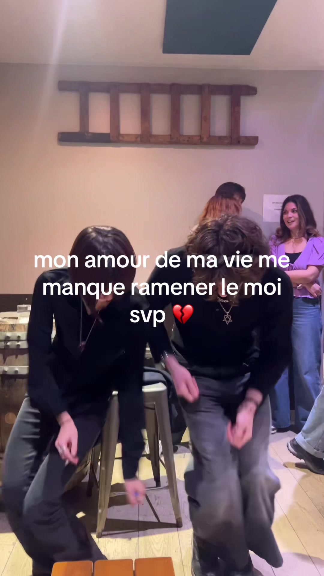 @🍸