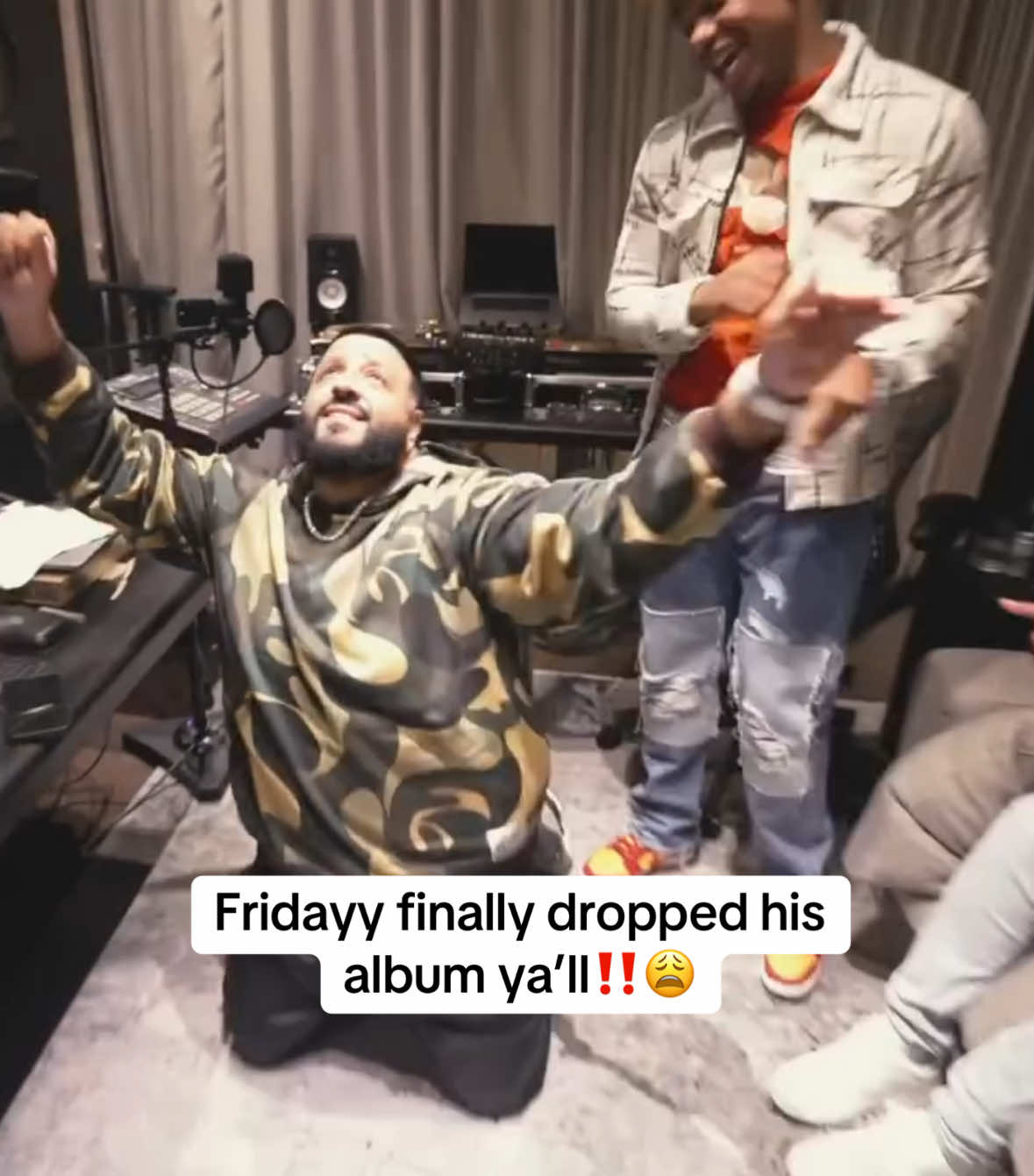 @Fridayy Fan Page