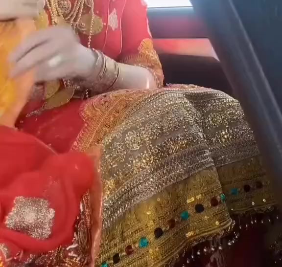 @Cute pathani
