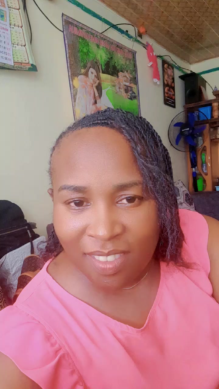 @elizachege