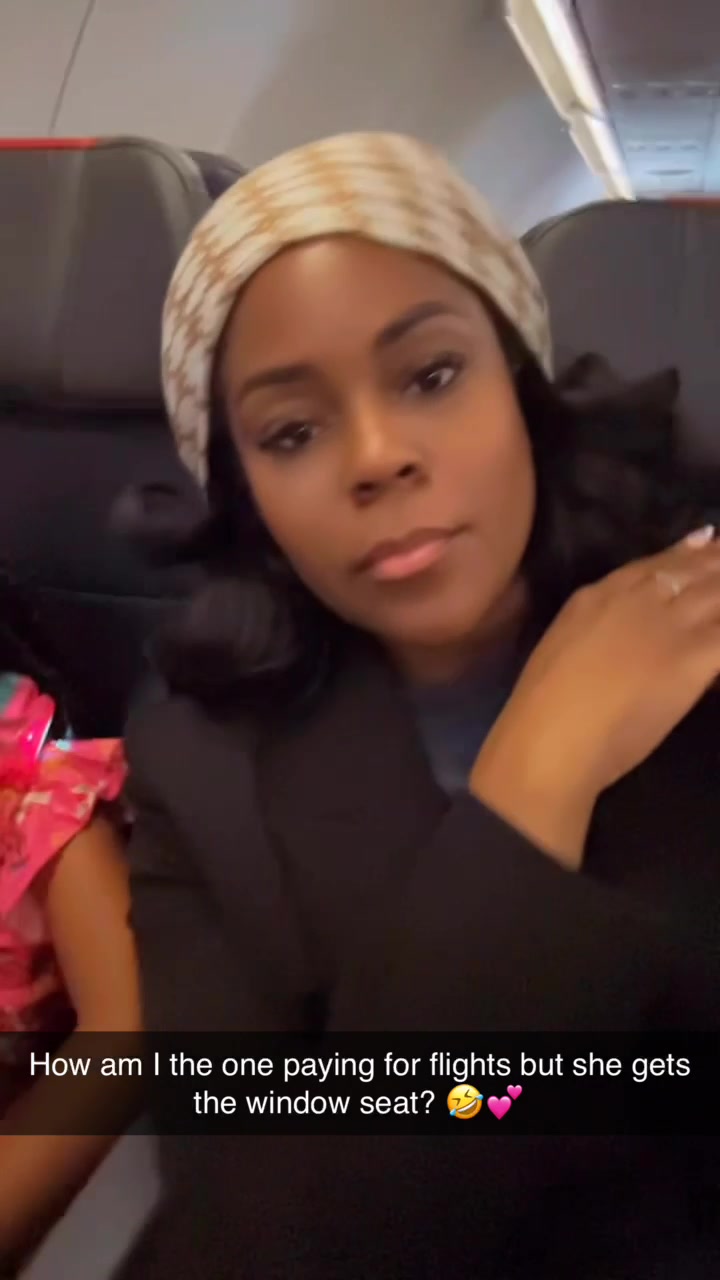 @Liz | Mom Life + Lifestyle
