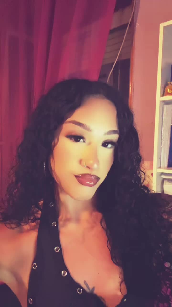 @Aboutmekc_