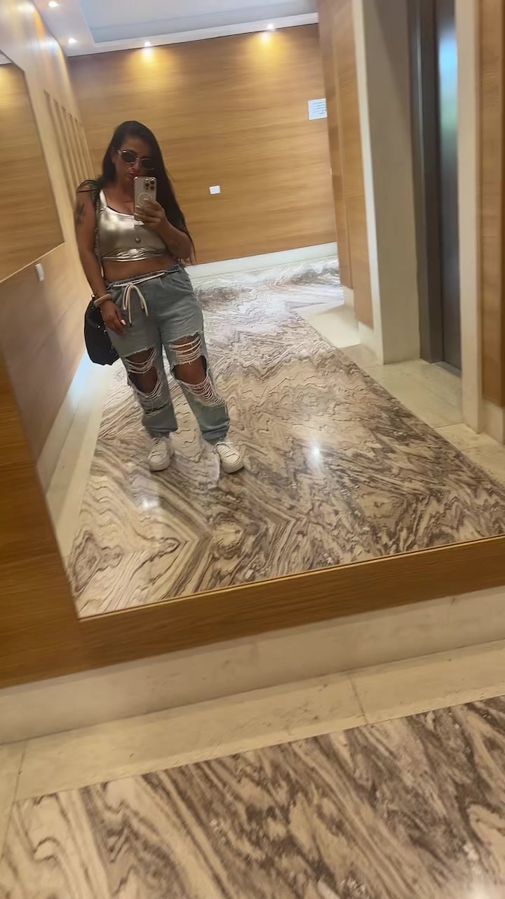 @Ily🦋