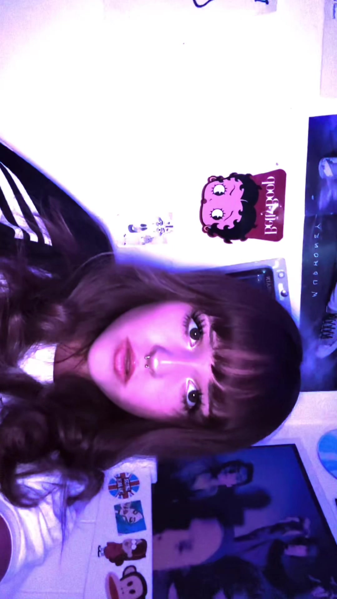@𝑀𝒶𝒹𝑒𝓁𝓎𝓃 ˚˙•∘♪