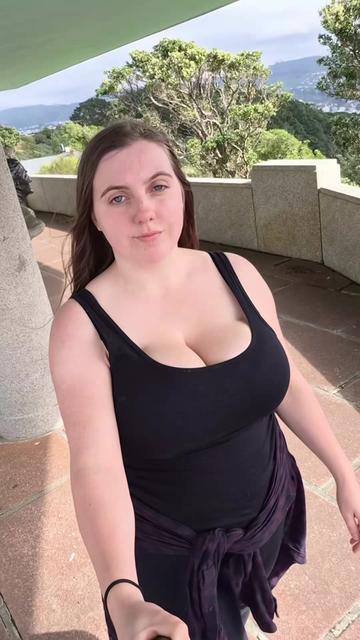 @kiwimilkmaiden