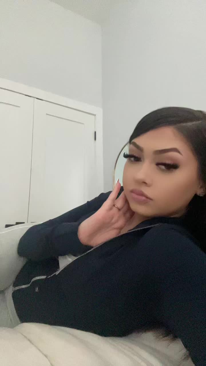 @shy ✰