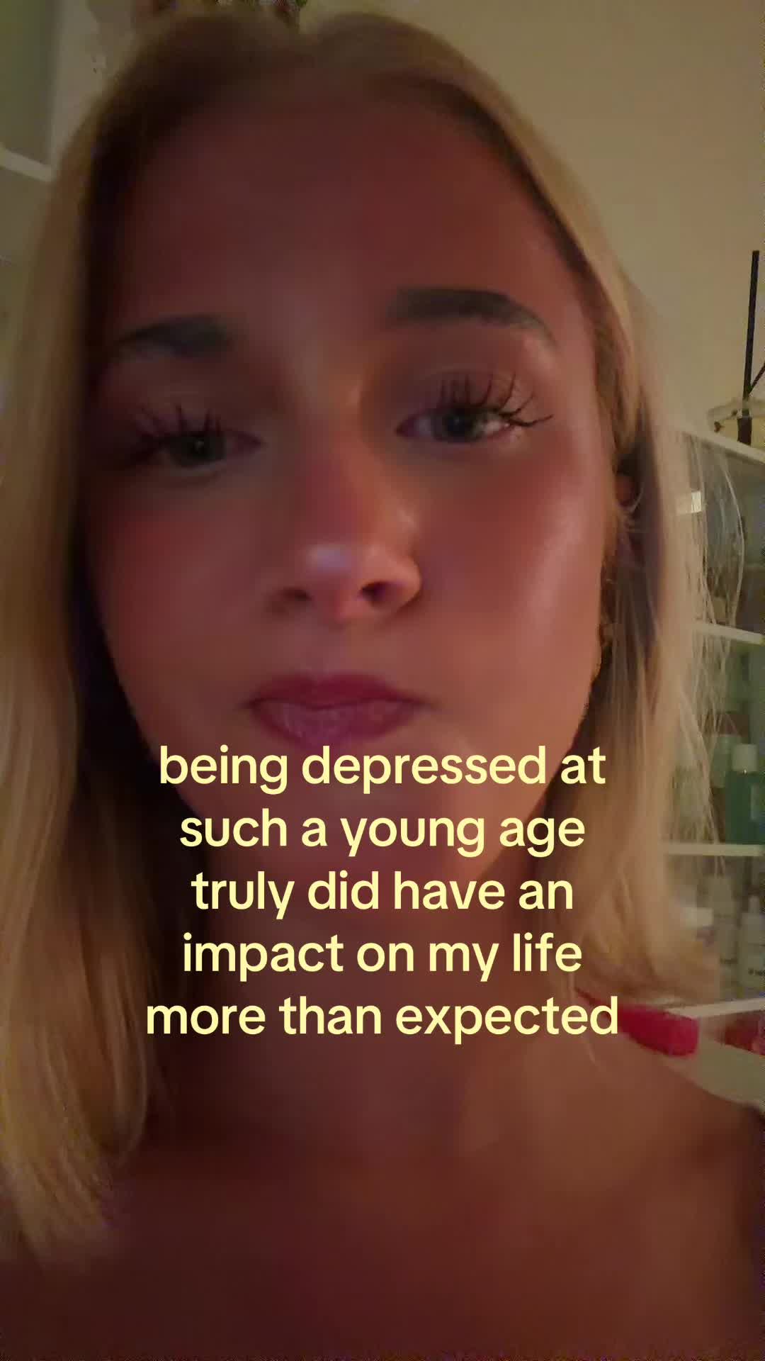 @theelliebarker