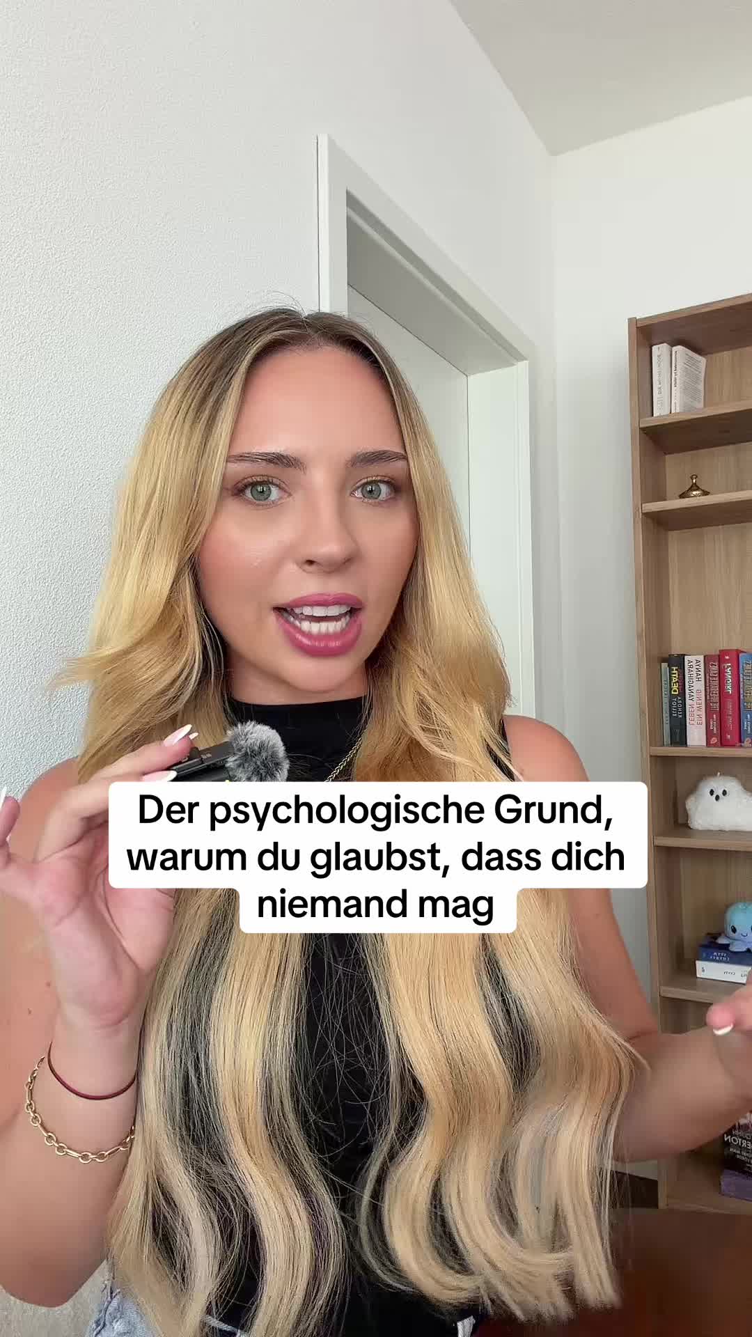 @Nicole