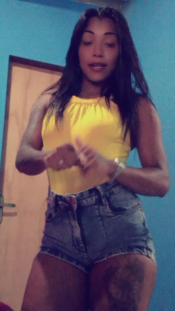 @taynasoares💜