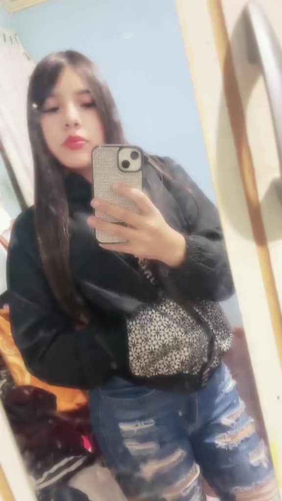 @deyaaniira_
