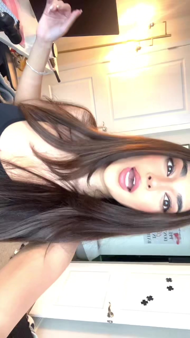 @deenuttt