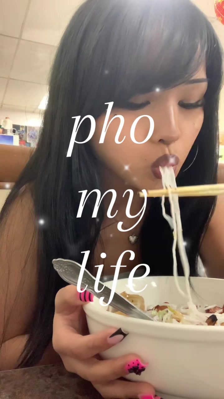 @m 🐼