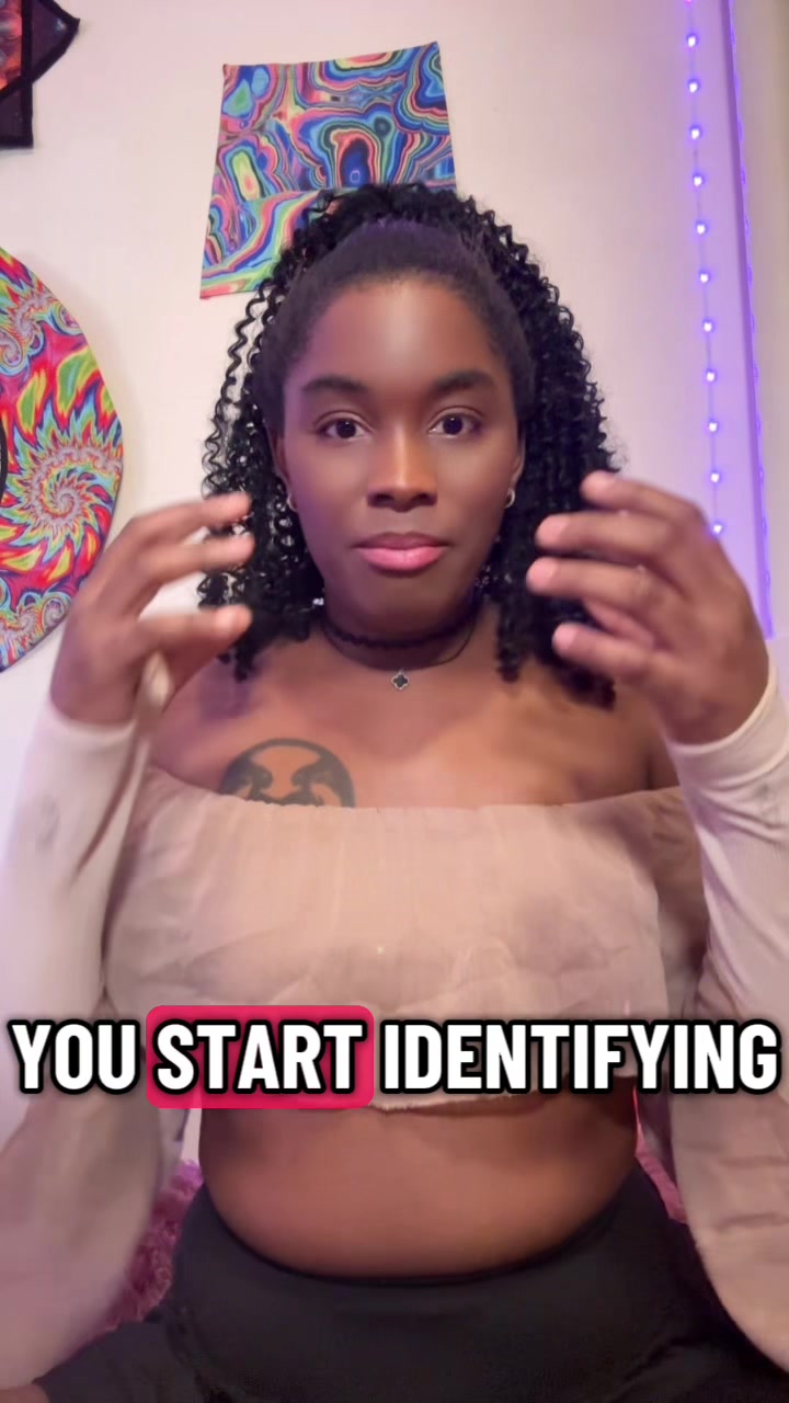 @naomithefemcoach